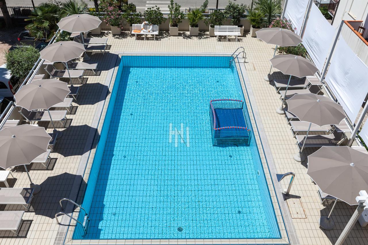 Hotel Nettuno Cesena Bagian luar foto